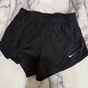 Nike Girls black Athletic Shorts Size Small